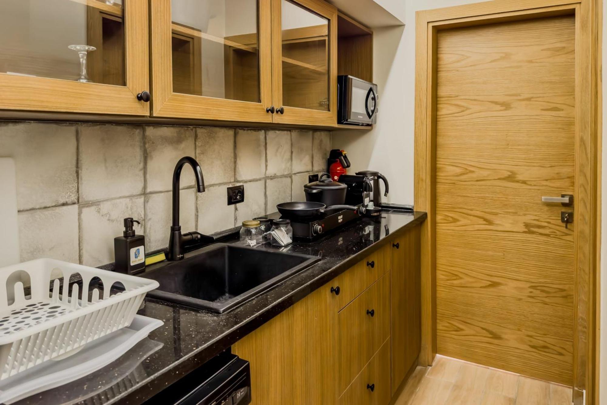 The 1bdr Placid Pod W Jacuzzi 5min To Cai Airport Apartment Cairo